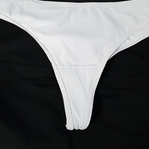 🤑FOR BUNDLES ONLY🤑MISSGUIDED SWIM BIKINI BOTTOM - Picture 5 of 5